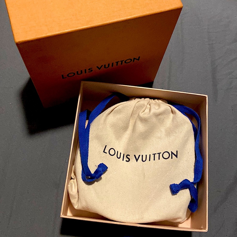 LOUIS VUITTON INITIALES 40MM REVERSIBLE